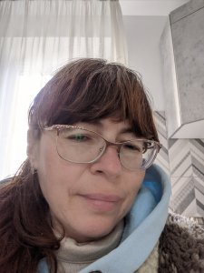 Высококвалифицированный учитель немецкого языка с 25-летним стажем, помогу устранить пробелы в грамматике. Индивидуальный подход к каждому ученику!